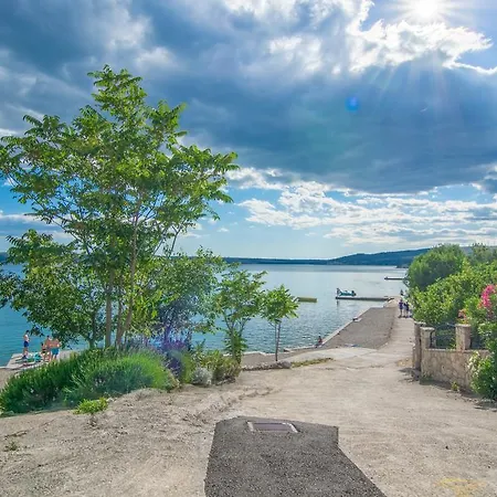 Danica Apartment Maslenica