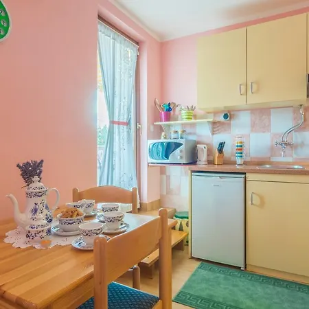 Danica Apartament *