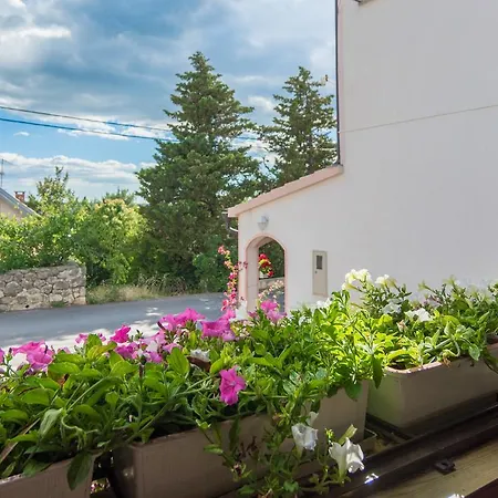 Danica Apartament *