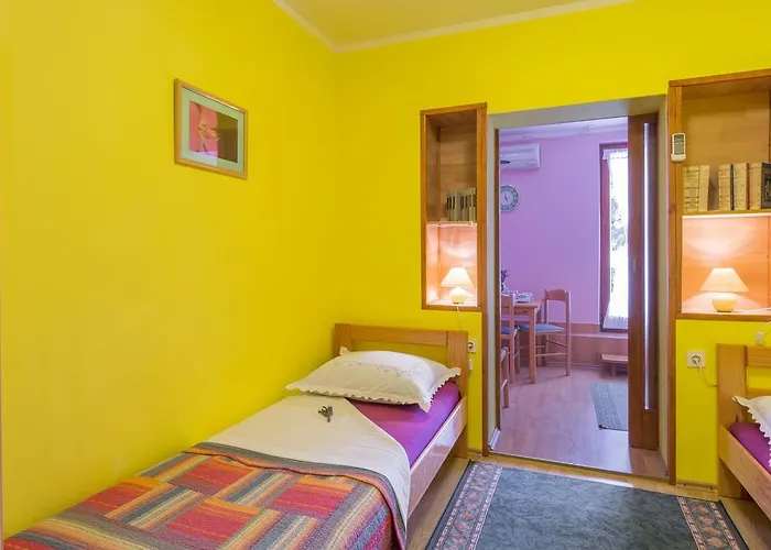 Danica Апартаменты Масленица